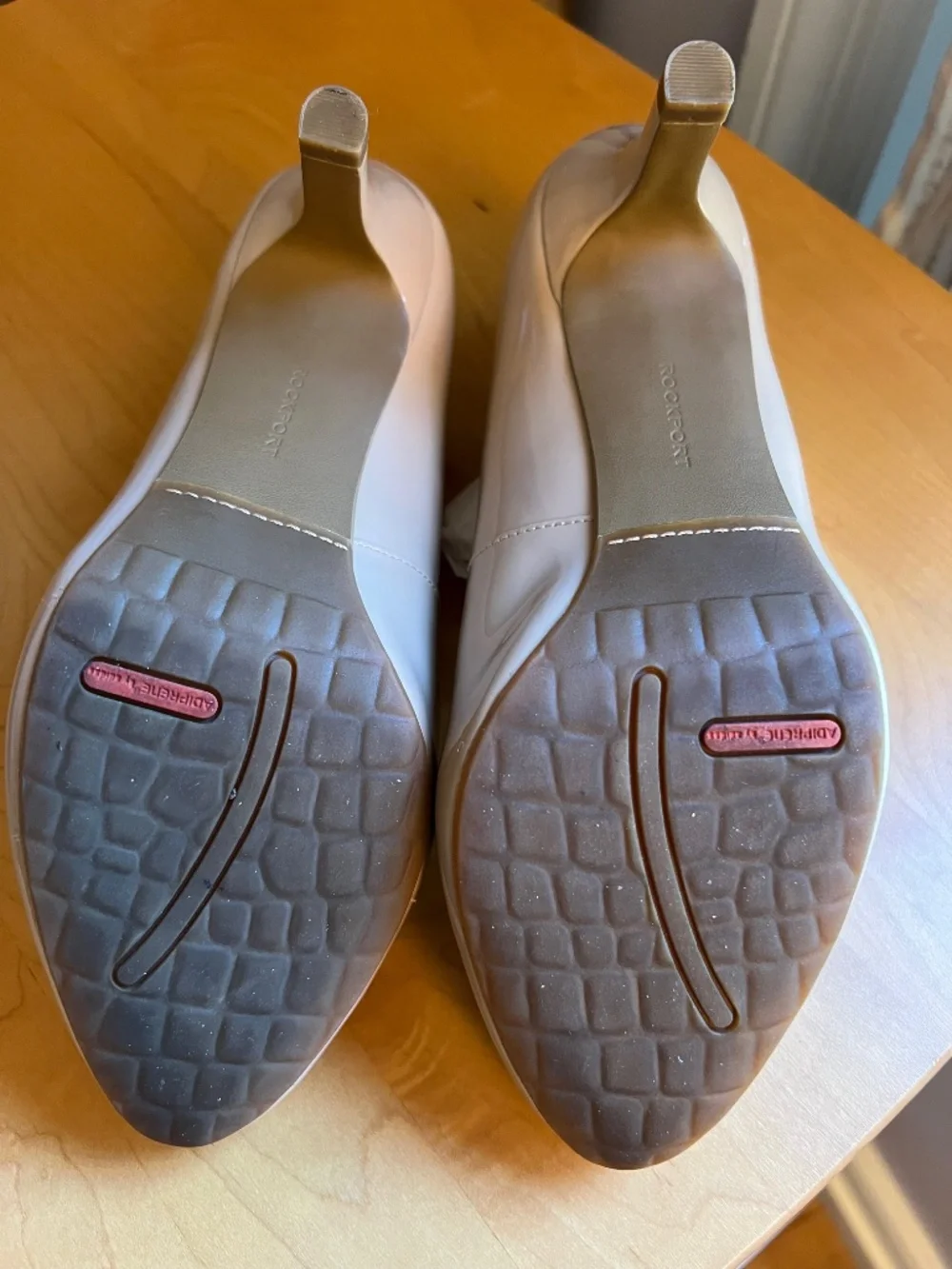 Rockport Warm Taupe Patent Pumps Heels Size 7